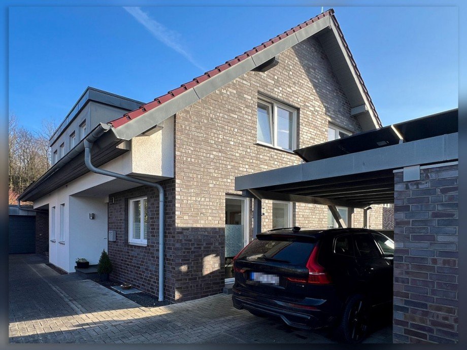 Carport - Fahrradgarage Doppelhaush�lfte Borken