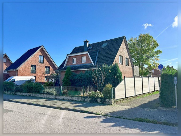Stra�enansicht Borken / Gemen Einfamilienhaus Zuhause mit Raum f�r Generationen und kreatives Wohnen in Borken-Gemen