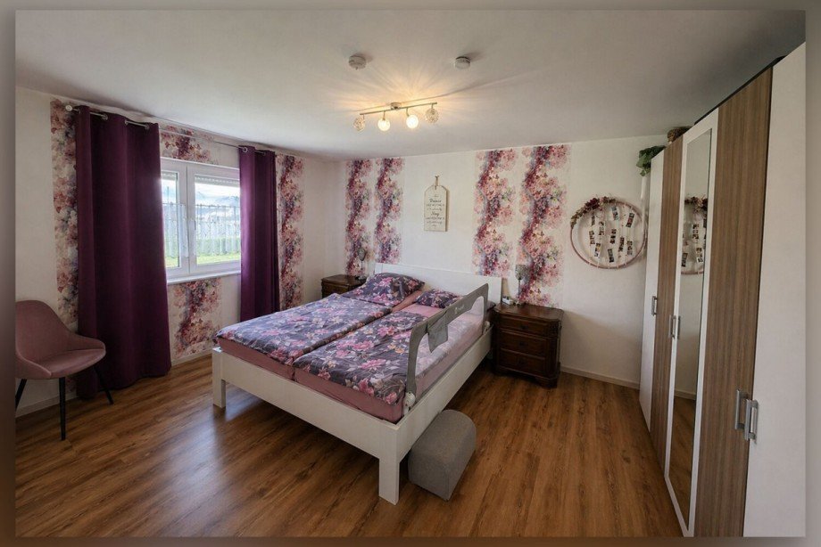 Schlafzimmer Reihenendhaus Borken / Burlo