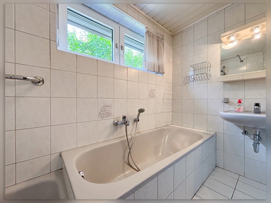 Bad EG Maisonettewohnung Bocholt / Stenern