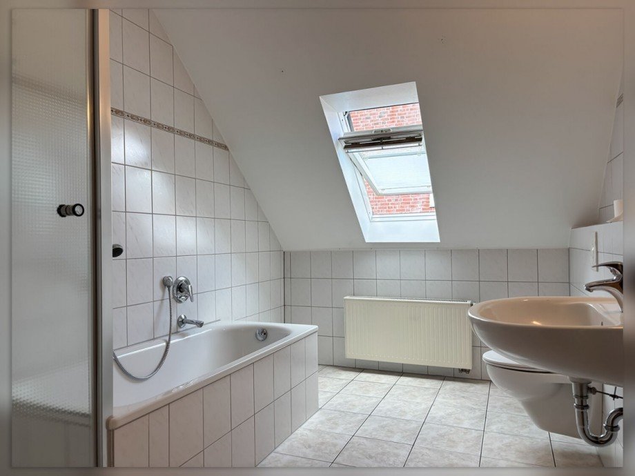 Bad im Dachgeschoss Doppelhaush�lfte Reken / Gro� Reken