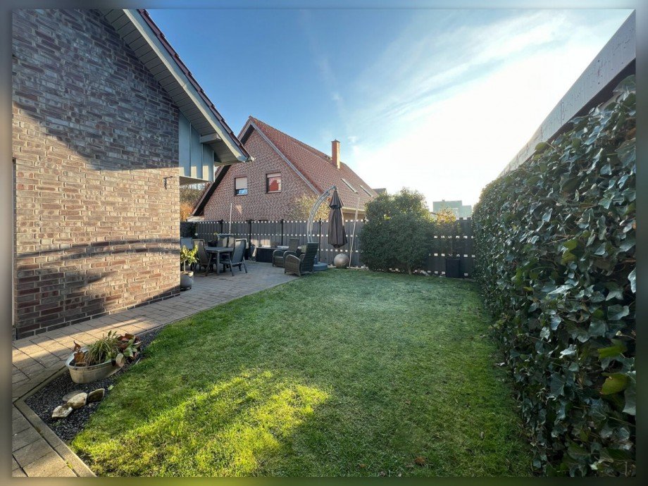 Garten Doppelhaush�lfte Borken