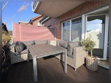 Balkon Modern und lichtdurchflutet: 3-Zimmer-Wohnung im 1. Obergeschoss mit S�dwest-Balkon