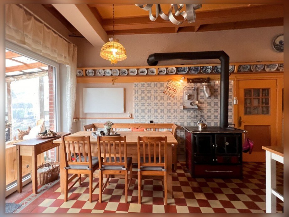 Wohnk�che mit nostalgischem Holzherd Bauernhaus Bocholt