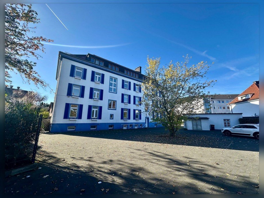 R�ckansicht - Parkpl�tze B�rofl�che Borken